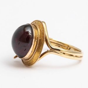 English Cabochon Garnet Gold Buckle Ring, circa 1880